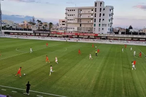 Καρμιώτισσα - Νέα Σαλαμίνα: Πρεμιέρα με το… δεξί με ερυθρόλευκες γκολάρες! (φώτος)