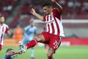 "Ο Ολυμπιακός έχει δεσμευτεί να δώσει τον Τικίνιο στη Μποταφόγκο μετά τη Σλόβαν"
