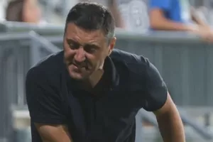 Πρώτος ο Ντούσαν με Red Star!
