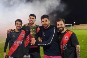 "Ξυπνάτε έχουμε ανακοίνωση!"