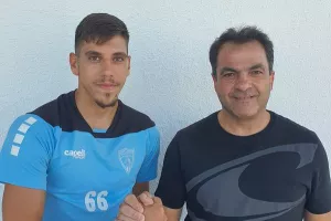 Ανακοίνωσε την απόκτηση του Κουμπαρή