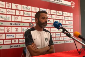 Προπονητής Νιμ για Ελίασον: «Βλέπει την ΑΕΚ ως μία νέα πρόκληση στην καριέρα του»