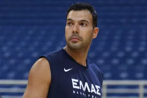 NEO με Κώστα Σλούκα
