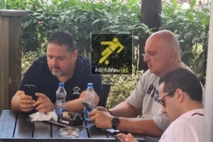 Καφεδάκι... για Καραπατάκη-Μούσκο