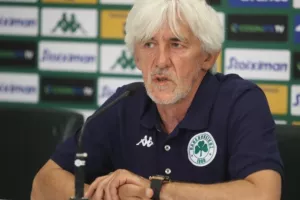 Γιοβάνοβιτς: «Να παίξουμε με ρίσκο και να εκμεταλλευτούμε την ατμόσφαιρα»!