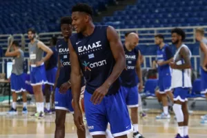 Γιάννης Αντετοκούνμπο: Το νέο του μήνυμα με φόντο Ευρωμπάσκετ