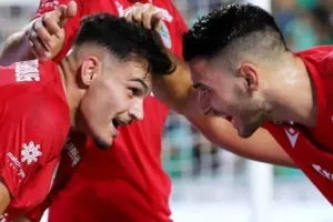 "Ιδιαίτερη μνεία πρέπει να γίνει και στην παρουσία των Κύπριων"