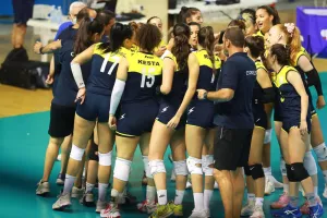 Πίστη στα νιάτα της πετόσφαιρας!