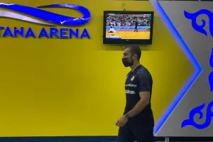 Βόλτα στην "Αστάνα Αρένα" για το ΑΠΟΕΛ (φώτος/βίντεο)