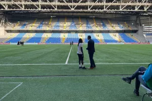 Βόλτα στην "Αστάνα Αρένα" για το ΑΠΟΕΛ (φώτος/βίντεο)
