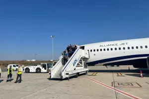 "Πέταξε" για Καζακστάν το ΑΠΟΕΛ - Μαζί... το kerkida.net (βίντεο/φώτος)