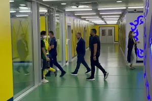 "Ντόπες" Σωφρόνη σε παίκτες! (Το kerkida.net στα αποδυτήρια) 
