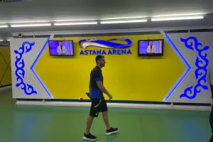 Βόλτα στην "Αστάνα Αρένα" για το ΑΠΟΕΛ (φώτος/βίντεο)