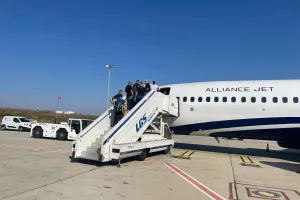 "Πέταξε" για Καζακστάν το ΑΠΟΕΛ - Μαζί... το kerkida.net (βίντεο/φώτος)