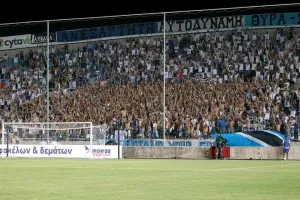 Θύρα 1: "Όλοι ΓΣΠ - Όλοι άσπρα - Όλοι φωνή"