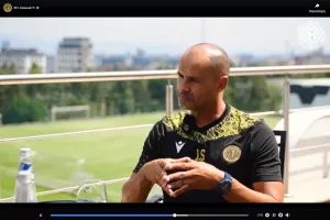 Χαρούμενος! 
