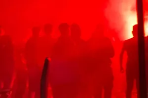 Από νωρίς οι Πορτοκαλί... 