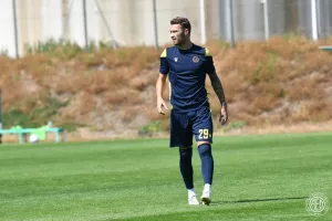 Τα "γαλαζοκίτρινα" κλικς από το φιλικό