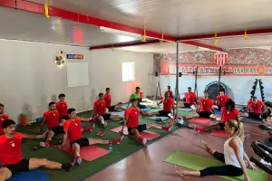 Πρωινό με Yoga (φώτο)