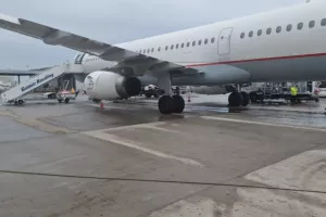 Απόλλων/Άφιξη στην Αθήνα