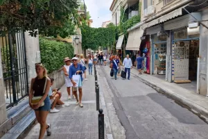 Βόλτα... kerkida στην Αθήνα (φώτος)