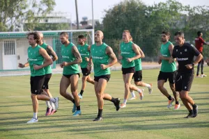 Ετοιμάζονται για τη ρεβάνς οι "πράσινοι" (φώτος)