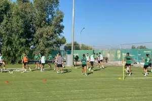 Πανέτοιμη η ΑΕΚ, ολοκλήρωσε για Ντνίπρο (βίντεο/φώτος)