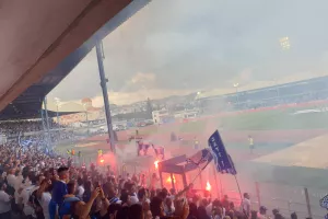 Ξεκίνησαν, όπως τελείωσαν/Απολλωνίστες