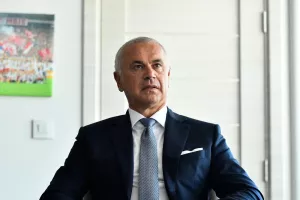 "Πυροβόλησε" την Παρτιζάν: "Πολύ λυπηρό αυτό που συμβαίνει!"