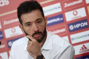 Κορμπεράν: «Φανταστική πρόκληση ο Ολυπιακός - Θέλω να βλέπω να δημιουργεί ευκαιρίες 90 λεπτά»