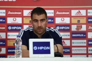 Παπασταθόπουλος: «Αυτό που είδαμε με τη Μακάμπι δεν ήταν Ολυμπιακός»
