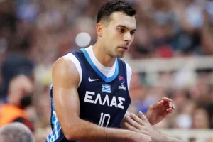 Αγωνία για Σλούκα: Τρέχει να προλάβει το Ευρωμπάσκετ!