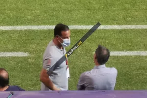 Συζήτηση Λάρκου με "Παπ"