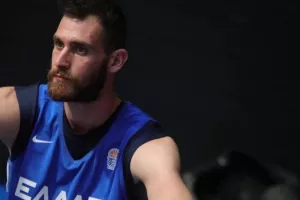  Η ατομική προπόνηση του... άχαστου Παπαγιάννη (βίντεο)