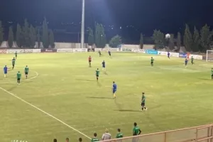 Έριξε... φιλική 4άρα στον Ολυμπιακό