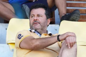 ΑΕΛ/"Ο κατάλογος Α΄ πρέπει να είναι 17 και όχι να αλλάζει κάθε μήνα σε 15" 