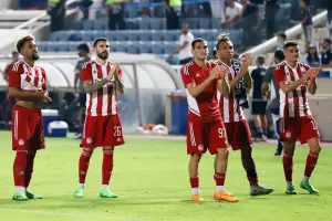 Απόλλων - Ολυμπιακός: Δεν κέρδισε, δεν έχασε, μπορεί να προκριθεί... (φώτος)