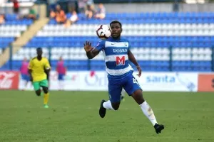 Δράση... Ezekiel Henty