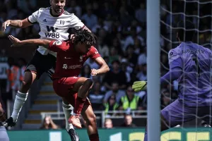 Φούλαμ-Λίβερπουλ: Γκέλα... με το καλημέρα οι "Reds" (φώτος)