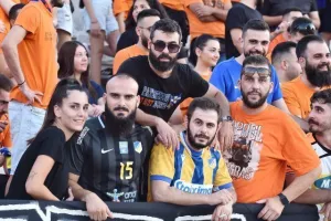 ΦΩΤΟΣ/Οι ΑΠΟΕΛίστες στο ΓΣΠ