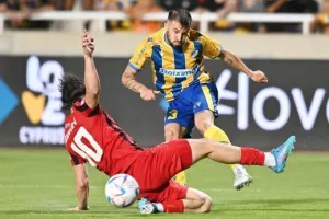 ΑΠΟΕΛ - Κιζιλζάρ: Κυριάρχησε και πήρε προβάδισμα με Εφραίμ! (φώτος)