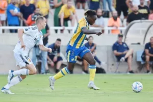 AΠΟΕΛ - Djurgårdens: Πήγε για ΘΡΥΛΙΚΗ ανατροπή, έμεινε... στα μισά (φώτος)