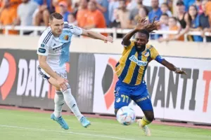 AΠΟΕΛ - Djurgårdens: Πήγε για ΘΡΥΛΙΚΗ ανατροπή, έμεινε... στα μισά (φώτος)