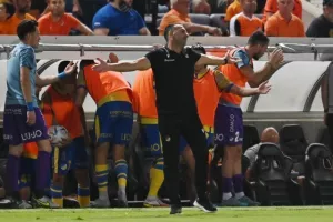 AΠΟΕΛ - Djurgårdens: Πήγε για ΘΡΥΛΙΚΗ ανατροπή, έμεινε... στα μισά (φώτος)