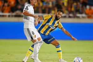AΠΟΕΛ - Djurgårdens: Πήγε για ΘΡΥΛΙΚΗ ανατροπή, έμεινε... στα μισά (φώτος)