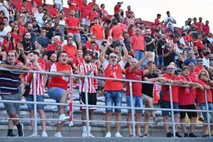 Καρμιώτισσα - Νέα Σαλαμίνα: Πρεμιέρα με το… δεξί με ερυθρόλευκες γκολάρες! (φώτος)
