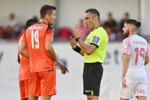 Καρμιώτισσα - Νέα Σαλαμίνα: Πρεμιέρα με το… δεξί με ερυθρόλευκες γκολάρες! (φώτος)