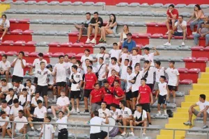 Καρμιώτισσα - Νέα Σαλαμίνα: Πρεμιέρα με το… δεξί με ερυθρόλευκες γκολάρες! (φώτος)