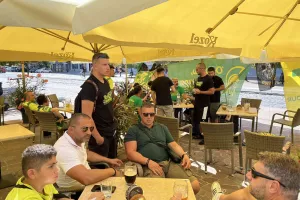 (ΦΩΤΟΣ/ΒΙΝΤΕΟ) Ξεκίνησε το Pre Game Party για τους ΑΕΚτζήδες! 