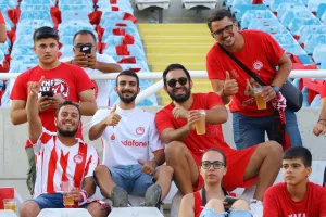 ΦΩΤΟΣ/Στα... κόκκινα η Βόρεια